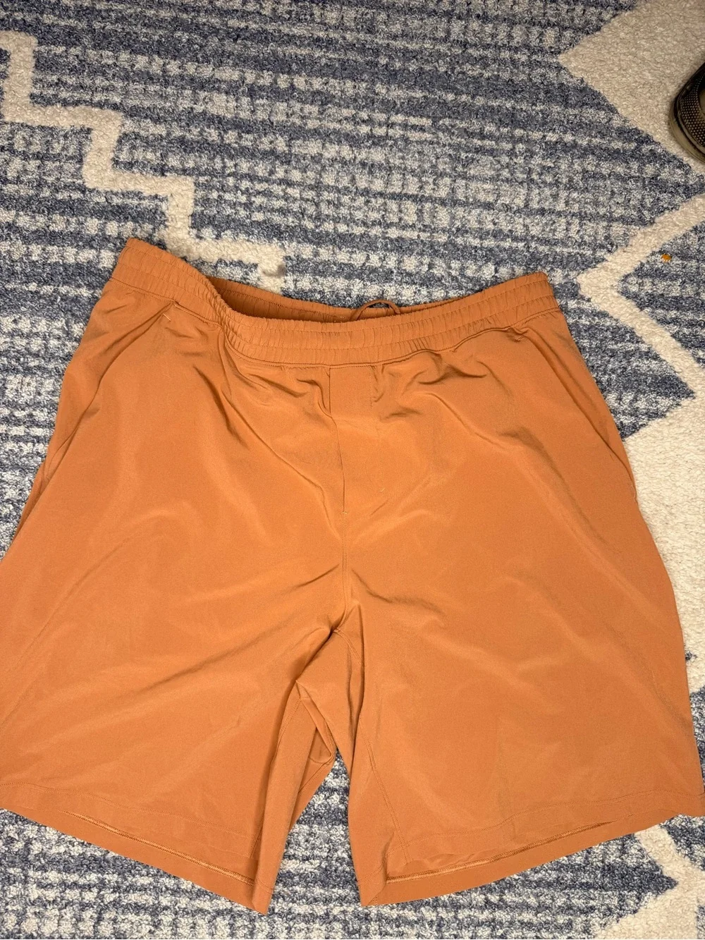 LIKE NEW Men's Lululemon Rust Orange Performance Athletic Shorts